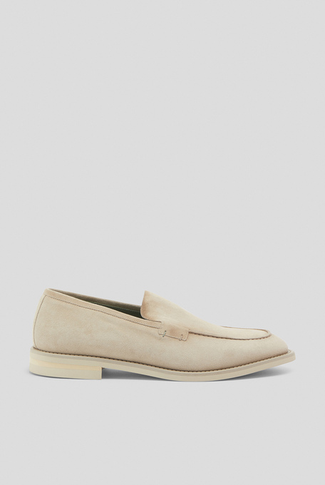 Effortless leather loafers in beige with rubber sole - Footwear | Pal Zileri shop online