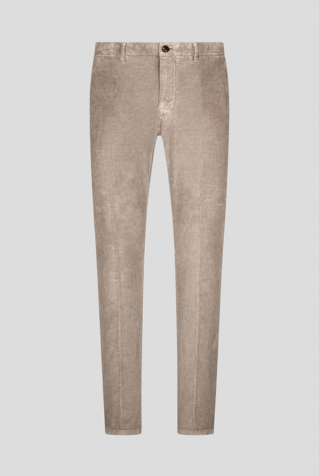 Pantaloni chino tinti in capo in cotone corduroy - Pantaloni | Pal Zileri shop online