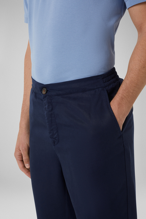 Trousers with elastic and adjustable string at the waist in a soft garment-dyed lyocell - Pal Zileri shop online