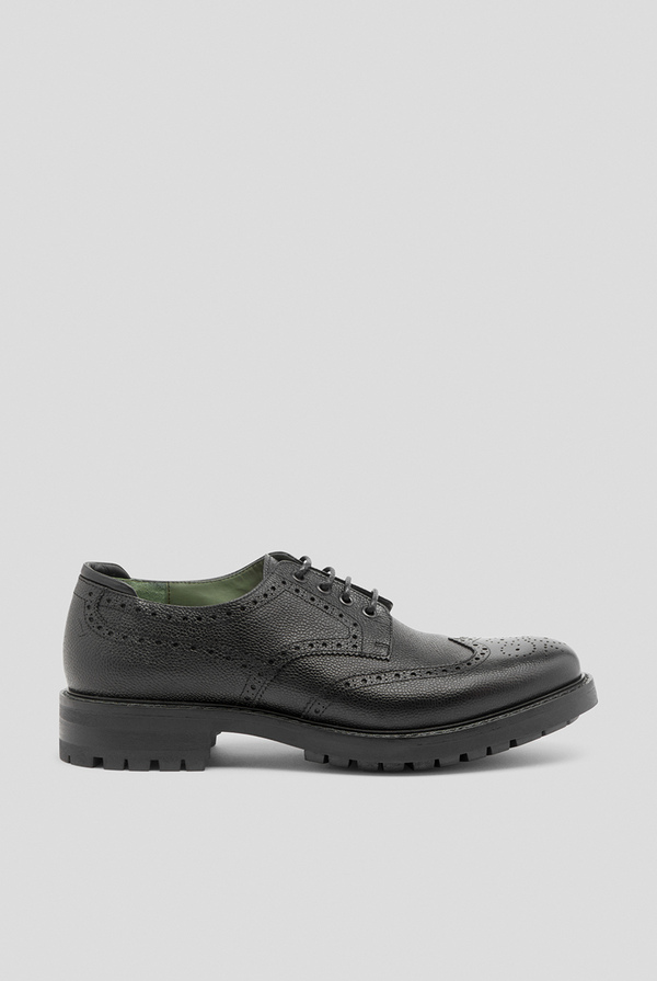 Leather derby in black  with lug sole - Pal Zileri shop online