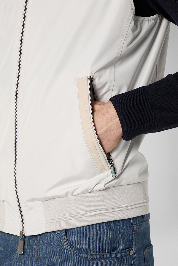 Outerwear gilet in nylon ultra leggero - Pal Zileri shop online